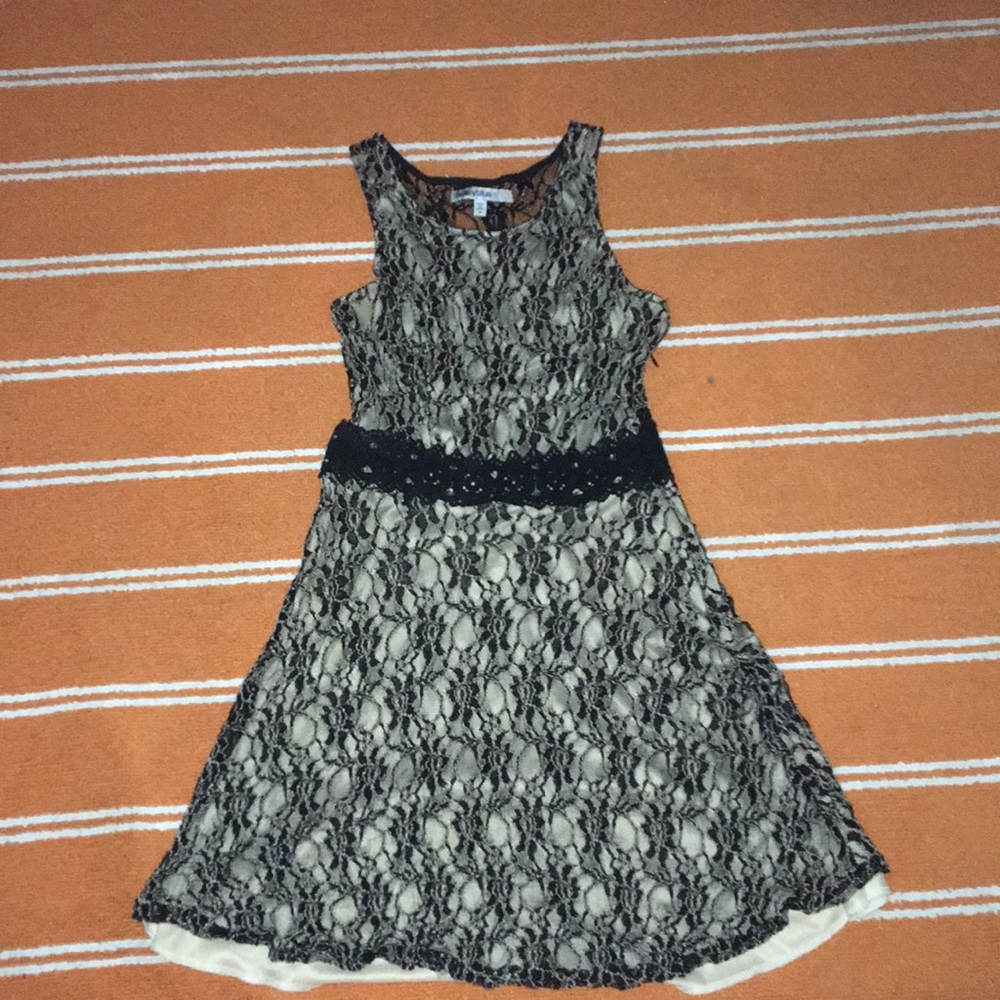 Lace dress